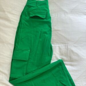 Aritzia Cargo pants